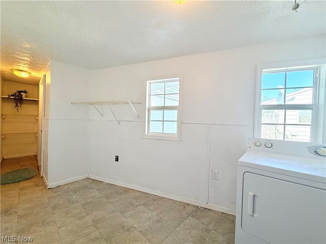 2051 Randall Street, Lorain, OH 44052