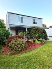 2051 Randall Street, Lorain, OH 44052