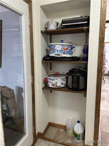 1206 Pinehurst, Madison, IN 47250