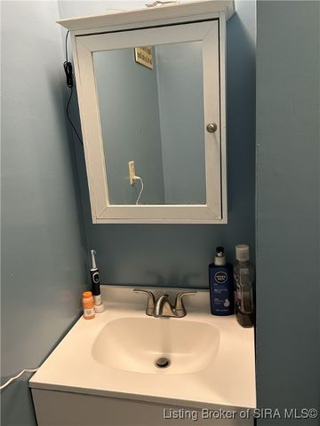 1206 Pinehurst, Madison, IN 47250