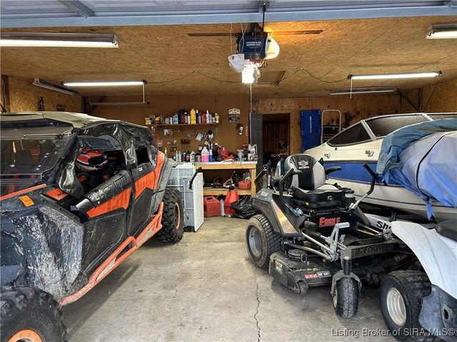 1206 Pinehurst, Madison, IN 47250