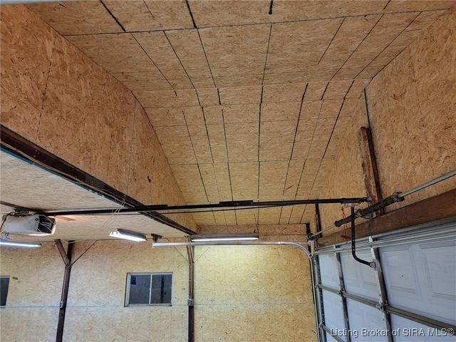 1206 Pinehurst, Madison, IN 47250