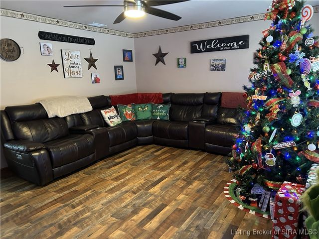 1206 Pinehurst, Madison, IN 47250