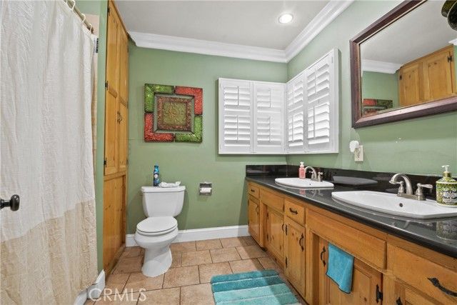 627 W Front St, Covina, CA 91722