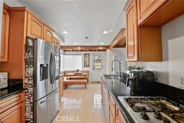 627 W Front St, Covina, CA 91722