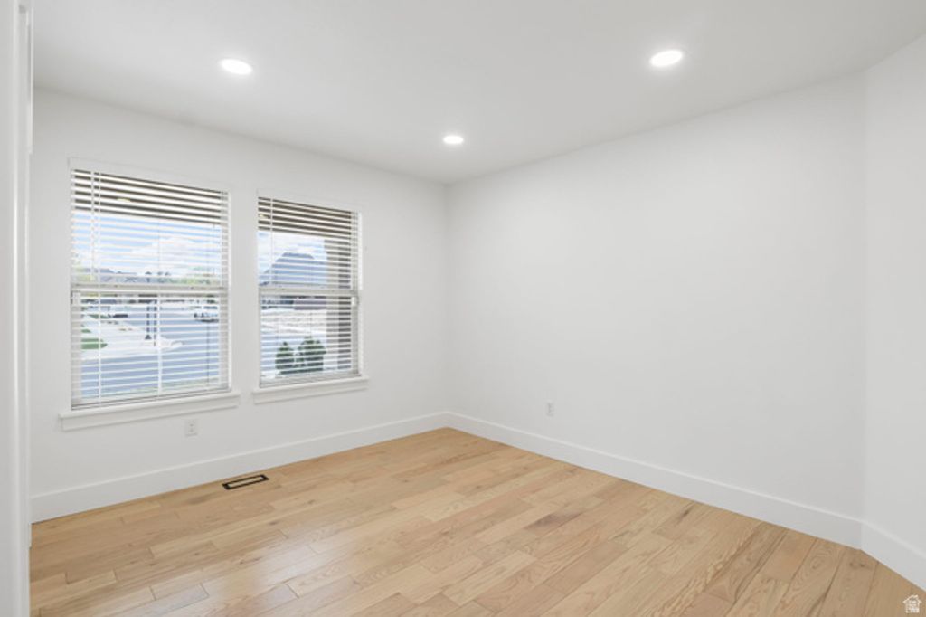 Image 22 of property listing at 678 W CORY RD, South Jordan, UT 84095