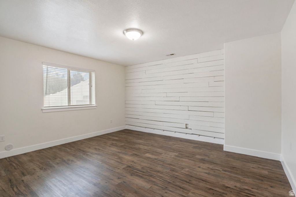 Image 31 of property listing at 678 W CORY RD, South Jordan, UT 84095
