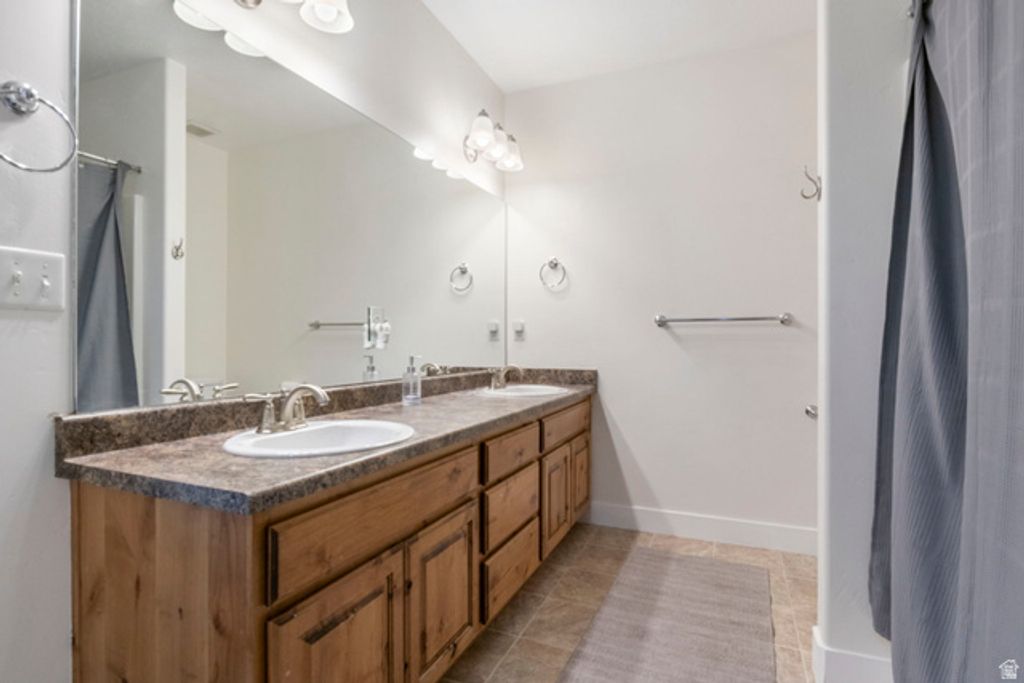 Image 40 of property listing at 678 W CORY RD, South Jordan, UT 84095