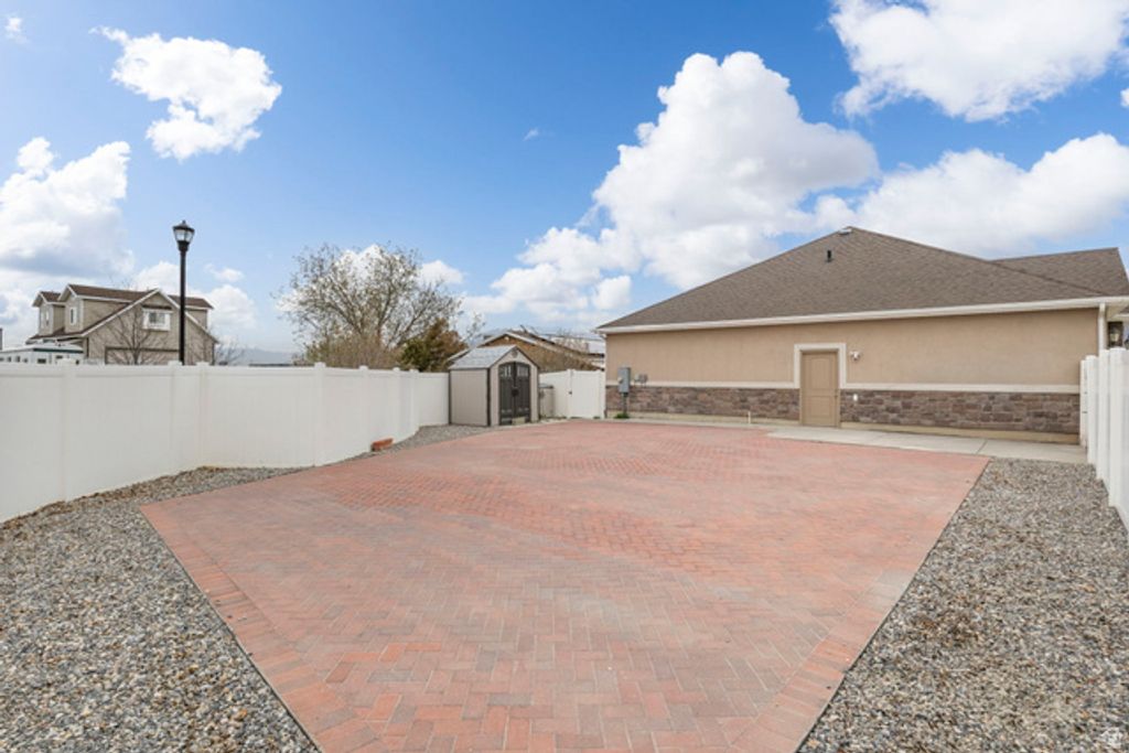 Image 43 of property listing at 678 W CORY RD, South Jordan, UT 84095