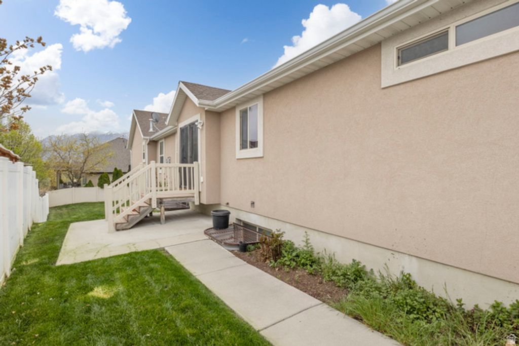 Image 44 of property listing at 678 W CORY RD, South Jordan, UT 84095