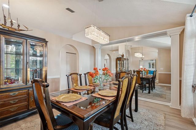 10022 OXFORD CHAPEL DRIVE, Tampa, FL 33647