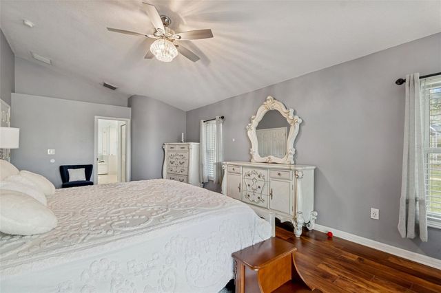 10022 OXFORD CHAPEL DRIVE, Tampa, FL 33647