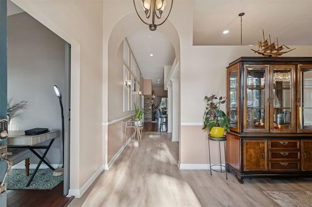 10022 OXFORD CHAPEL DRIVE, Tampa, FL 33647