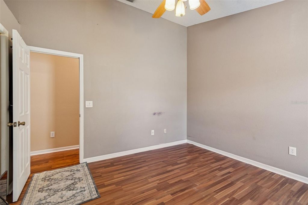 Image 52 of property listing at 10022 OXFORD CHAPEL DRIVE, Tampa, FL 33647