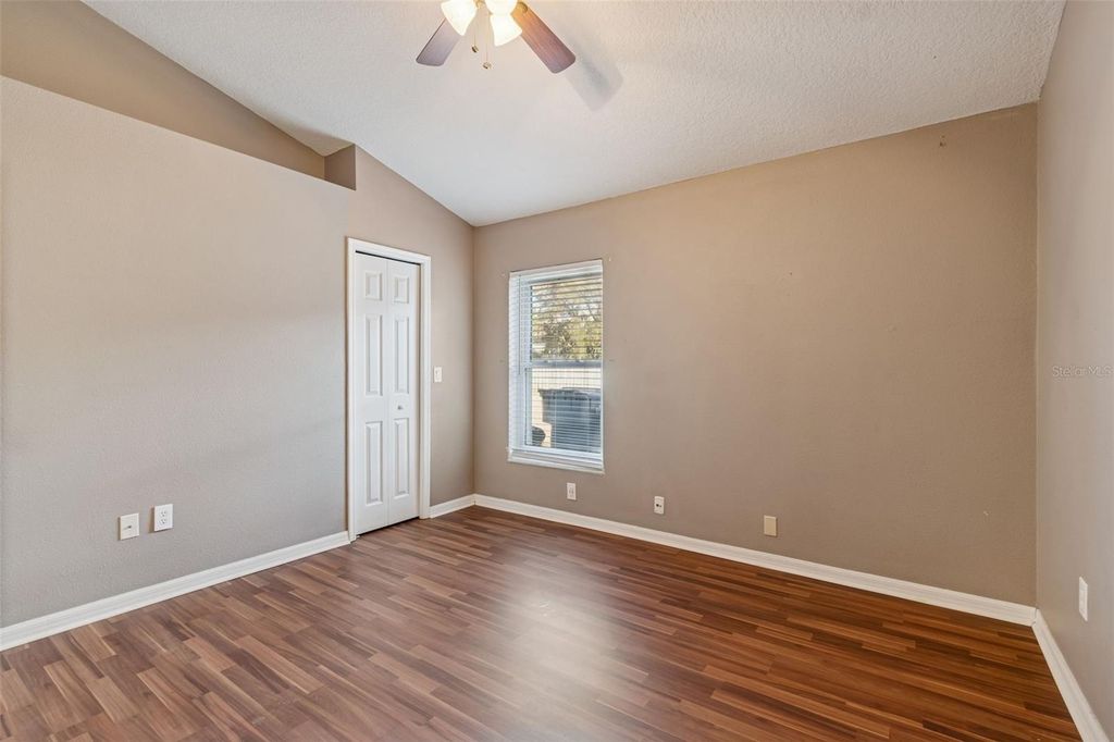 Image 56 of property listing at 10022 OXFORD CHAPEL DRIVE, Tampa, FL 33647