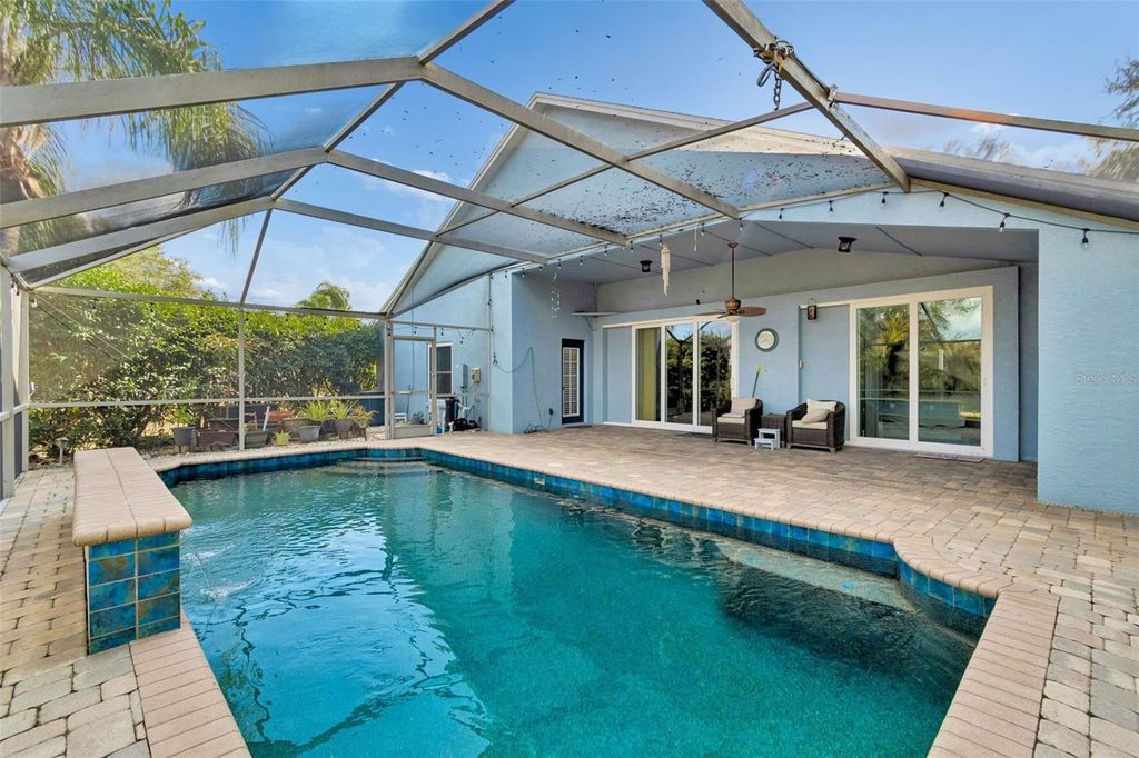 Image 72 of property listing at 10022 OXFORD CHAPEL DRIVE, Tampa, FL 33647