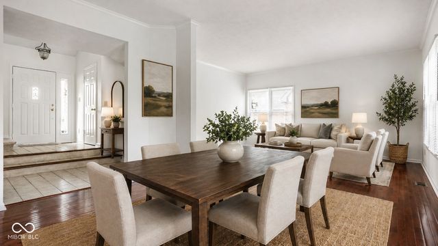 7570 Pinesprings West Drive, Indianapolis, IN 46256