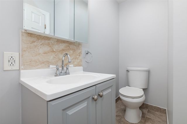 185 Lewis St 4, Lynn, MA 01902