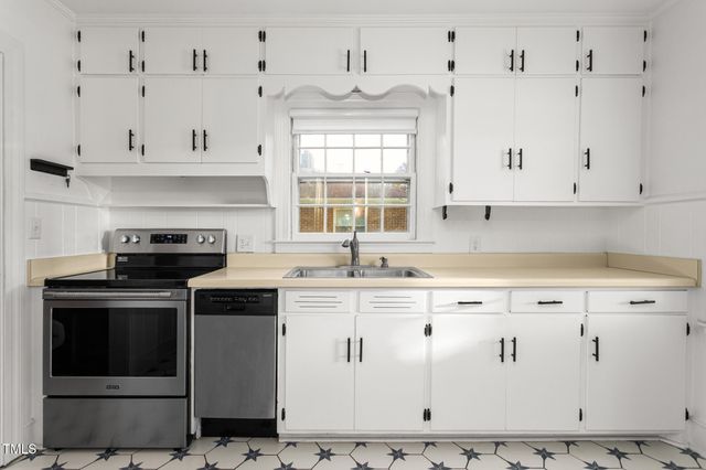 118 Tarleton Avenue, Burlington, NC 27215