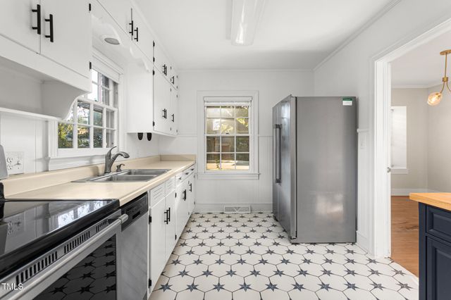 118 Tarleton Avenue, Burlington, NC 27215