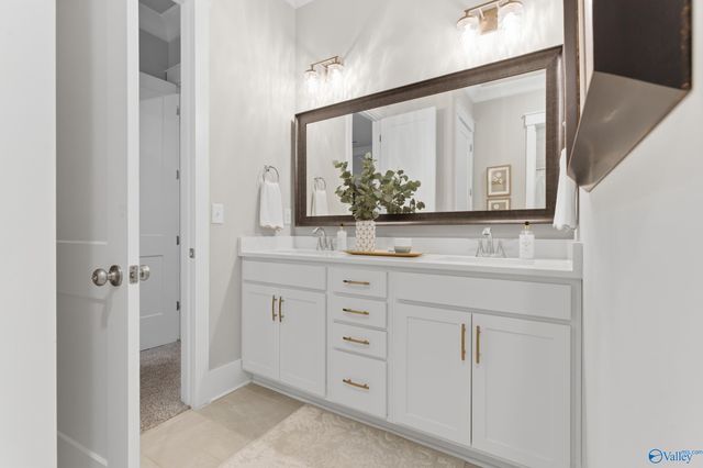 240 Farmhouse Drive, Madison, AL 35757