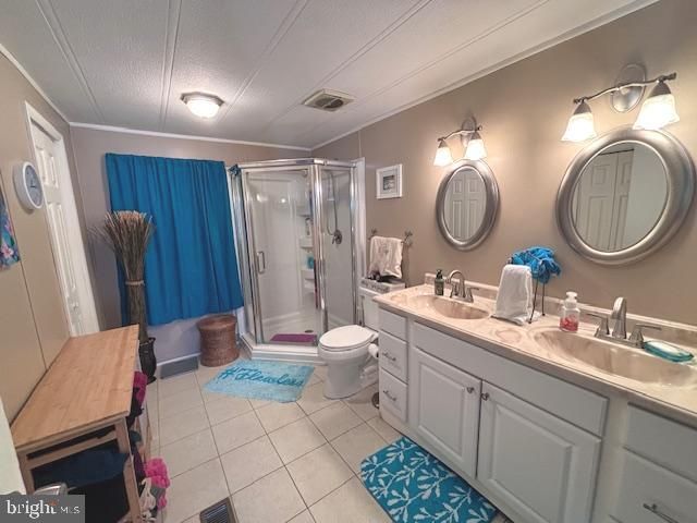 7513 HARPER DR, Morrisville, PA 19067