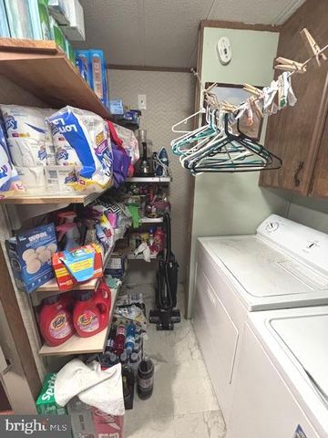 7513 HARPER DR, Morrisville, PA 19067