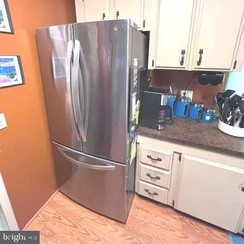 7513 HARPER DR, Morrisville, PA 19067