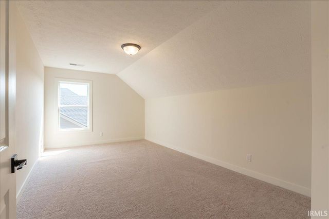 5526 Abbe Wood Drive, Newburgh, IN 47630