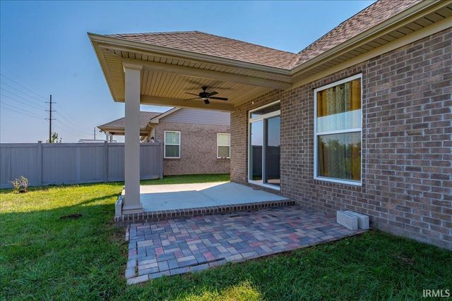 5526 Abbe Wood Drive, Newburgh, IN 47630