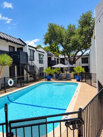 4605 Avenue A Ave 220, Austin, TX 78751