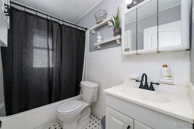 617 N Rock Hill Road, St Louis, MO 63119