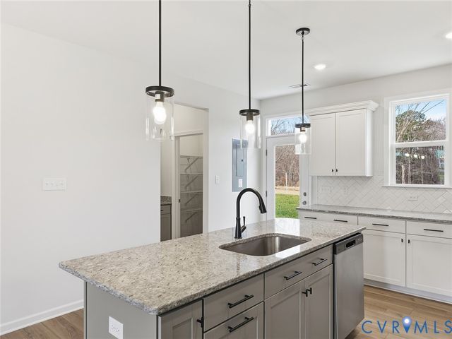 332 Mt. McCauley Way, Aylett, VA 23009