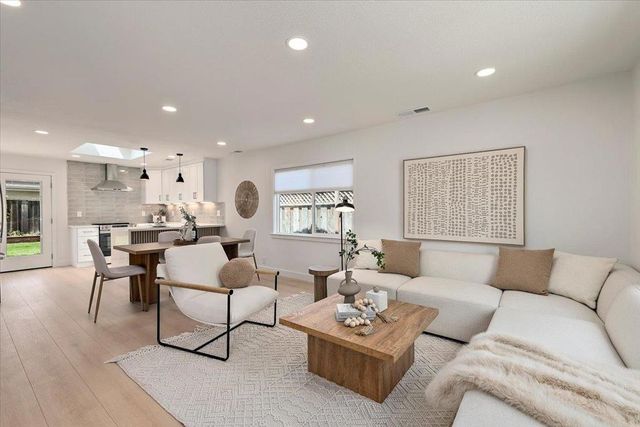 3193 Calzar Drive, San Jose, CA 95118