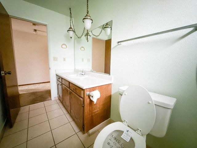 1465 W Tuolumne Road, Turlock, CA 95382