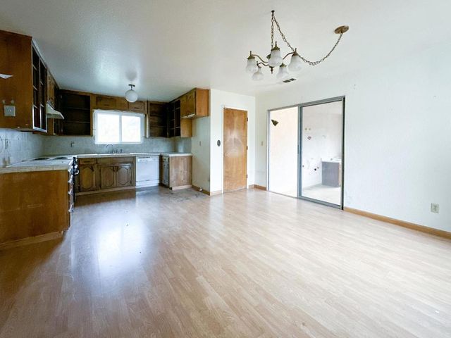 1465 W Tuolumne Road, Turlock, CA 95382