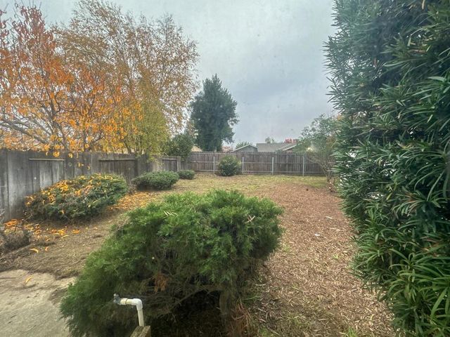 1465 W Tuolumne Road, Turlock, CA 95382