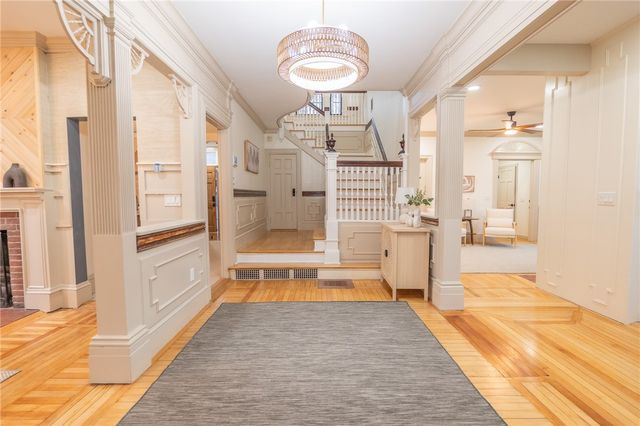 400 Angell Street, Providence, RI 02906