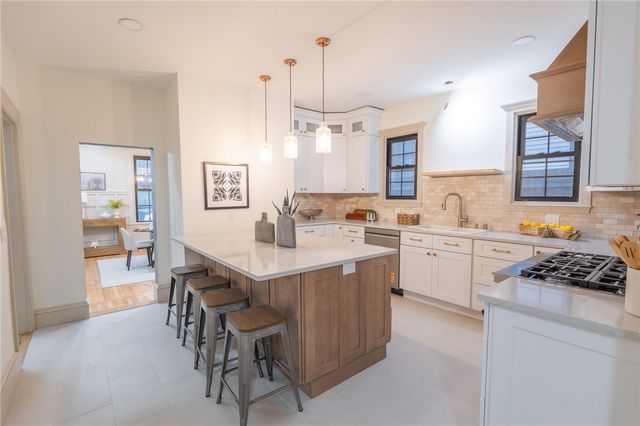 400 Angell Street, Providence, RI 02906