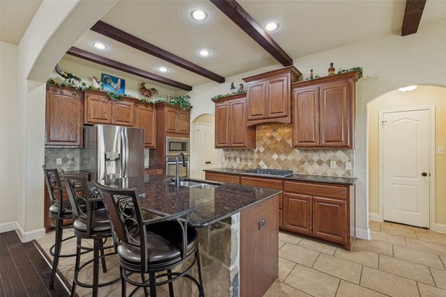 18525 County Road 646, Farmersville, TX 75442