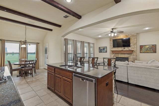18525 County Road 646, Farmersville, TX 75442