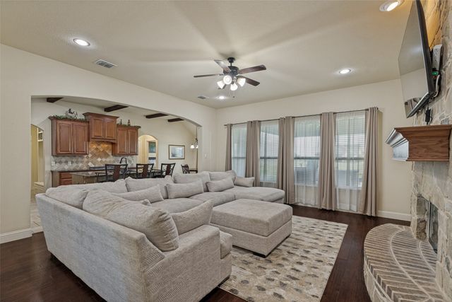 18525 County Road 646, Farmersville, TX 75442