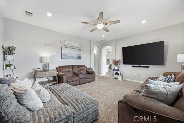 7105 Cattail Creek, Bakersfield, CA 93311