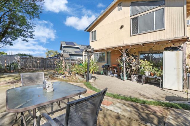 8747 Deer Creek Cir, Stockton, CA 95210