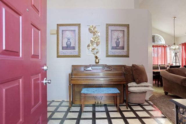 8747 Deer Creek Cir, Stockton, CA 95210