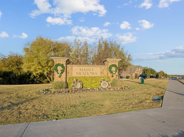 745 Larkspur Lane, Midlothian, TX 76065