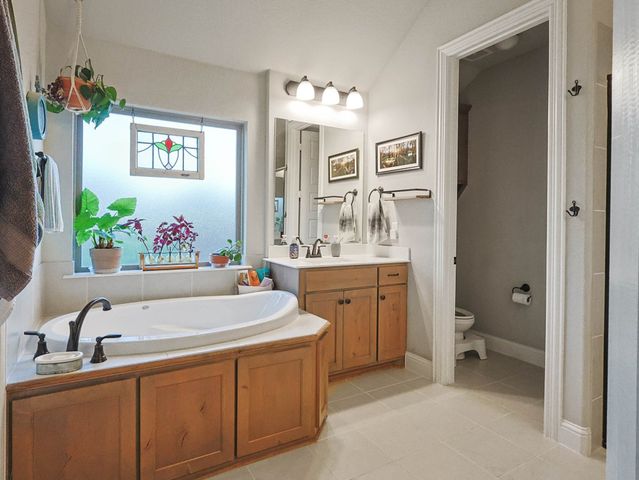 745 Larkspur Lane, Midlothian, TX 76065