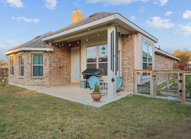 745 Larkspur Lane, Midlothian, TX 76065