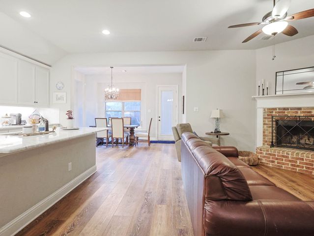 745 Larkspur Lane, Midlothian, TX 76065