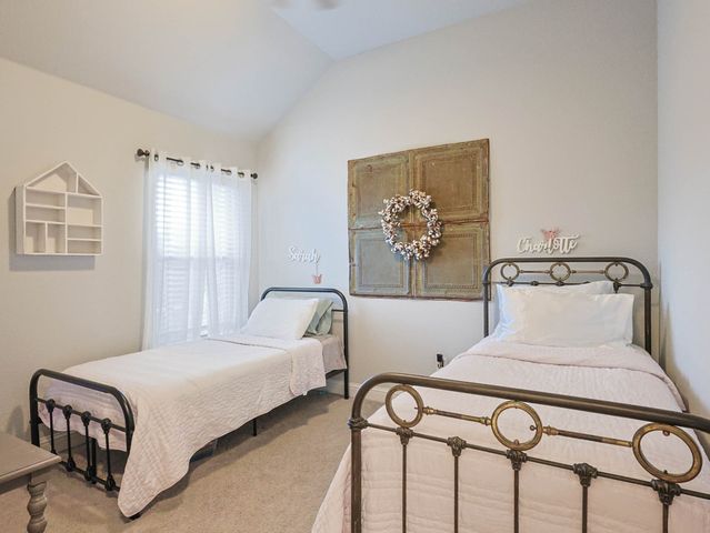 745 Larkspur Lane, Midlothian, TX 76065